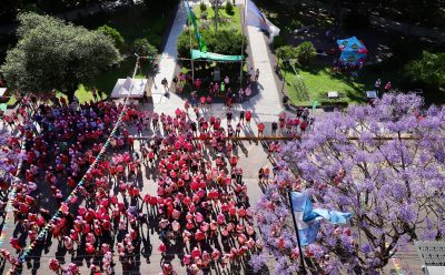 SE REALIZÓ LA CORRECAMINATA ROSA PARA CONCIENTIZAR SOBRE EL CÁNCER DE MAMA