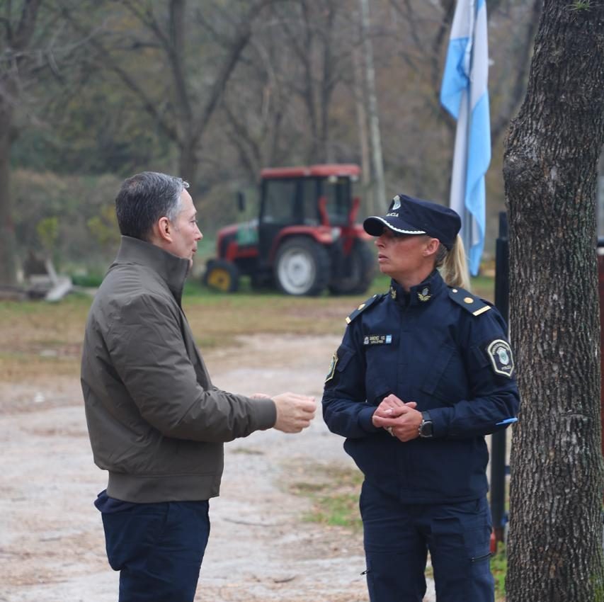 FERNANDO GRAY SUPERVISÓ LAS PRÁCTICAS DE AGENTES POLICIALES
