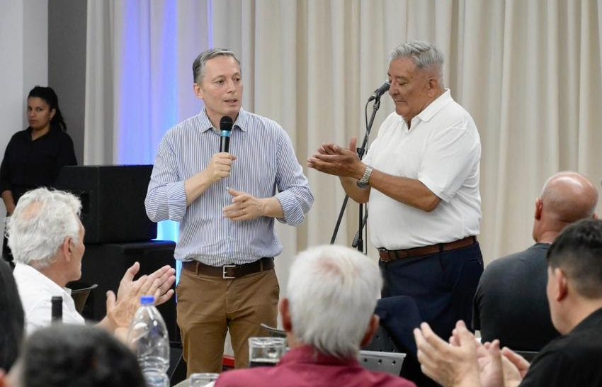 FERNANDO GRAY PARTICIPÓ DEL ALMUERZO DE FIN DE AÑO CON TRABAJADORES DEL COMERCIO