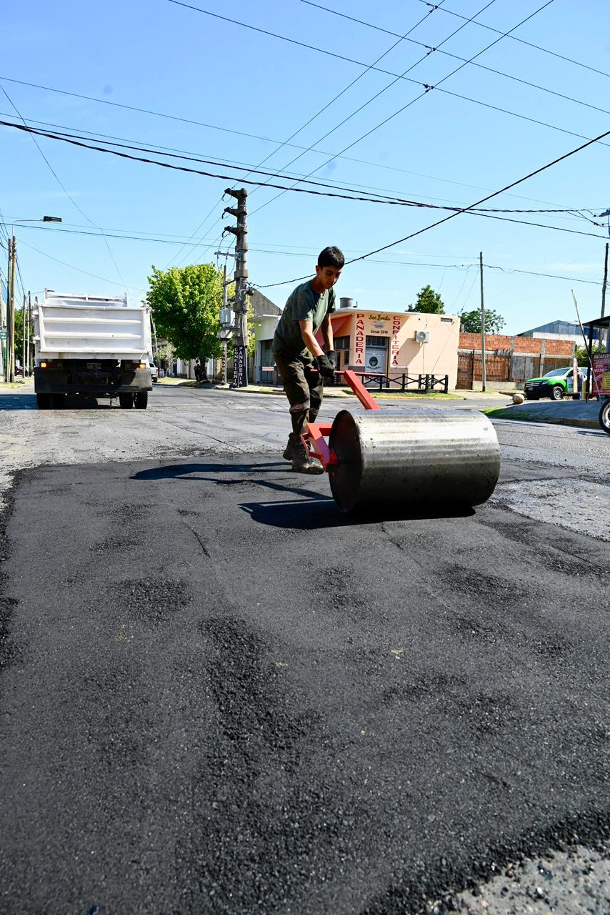 NUEVAS OBRAS DE BACHEO EN EL JAGÜEL