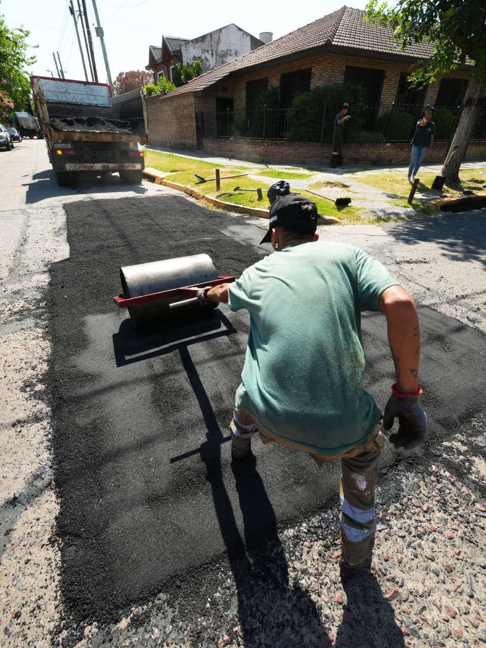 LUIS GUILLÓN: CONTINÚAN LAS TAREAS DE BACHEO EN EL DISTRITO