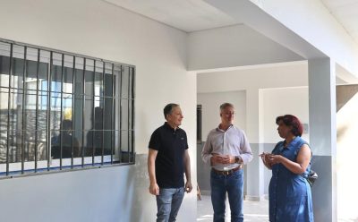 FERNANDO GRAY RECORRIÓ LAS OBRAS EN LA ESCUELA SECUNDARIA N° 18 DE MONTE GRANDE