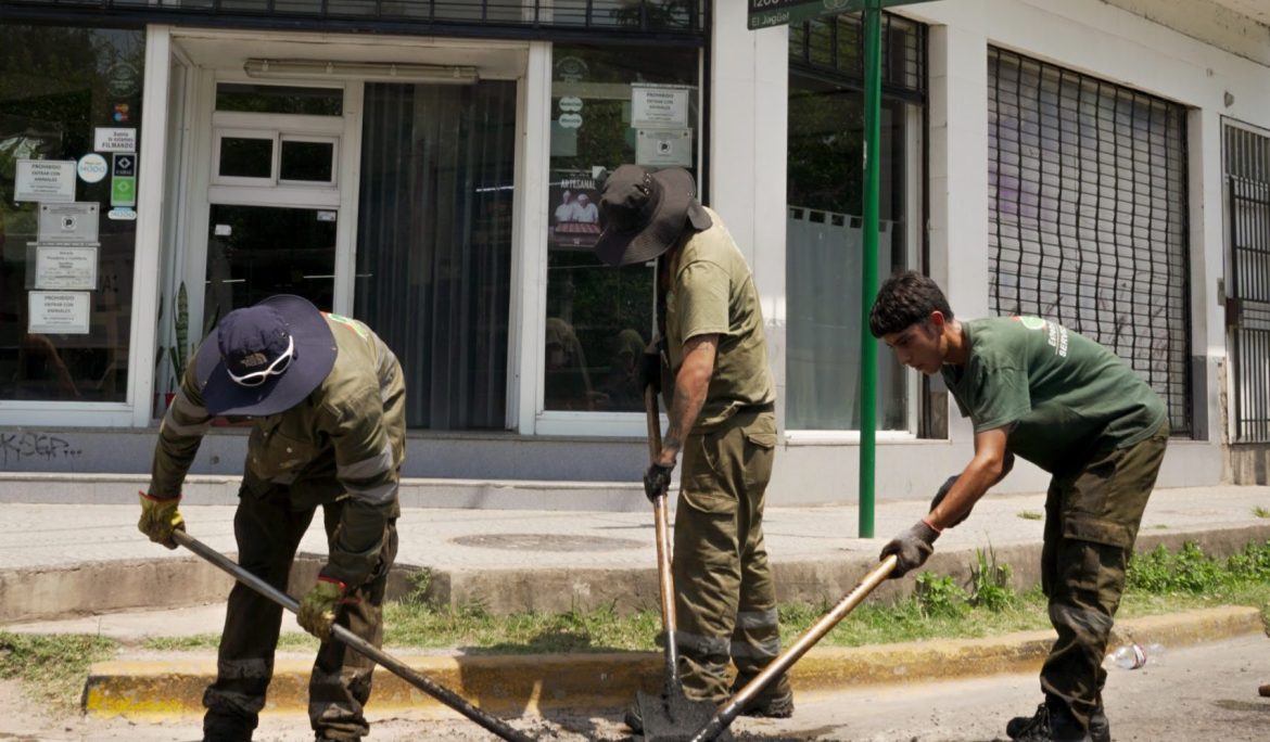 NUEVAS OBRAS DE BACHEO EN EL JAGÜEL