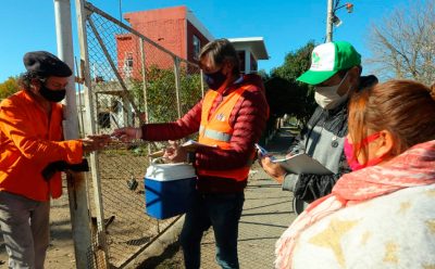 MÁS DE 400 VECINOS RECIBIERON HOY LA DOSIS ANTIGRIPAL