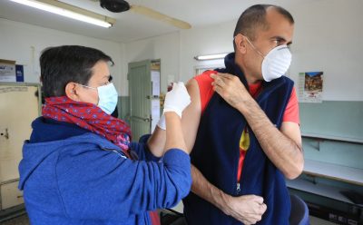 EL MUNICIPIO APLICÓ VACUNAS A CHOFERES DE LA EMPRESA MONTE GRANDE