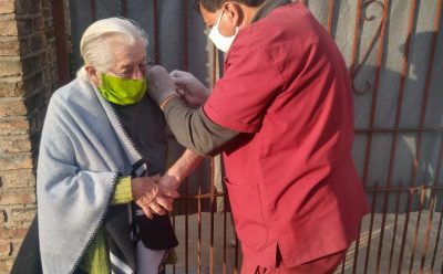 EL MUNICIPIO VACUNÓ HOY A MÁS DE 100 VECINOS