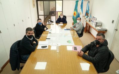 FERNANDO GRAY JUNTO AL SUBSECRETARIO DE RECURSOS HÍDRICOS DE LA PROVINCIA