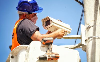 CONTINÚA LA COLOCACIÓN DE CÁMARAS DE SEGURIDAD EN LUIS GUILLÓN