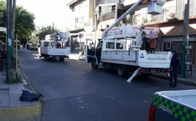 EL MUNICIPIO CONTINÚA COLOCANDO NUEVAS LUMINARIAS LED