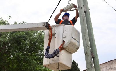 EL MUNICIPIO DE ESTEBAN ECHEVERRÍA CONTINÚA CON LA COLOCACIÓN DE CÁMARAS DE SEGURIDAD