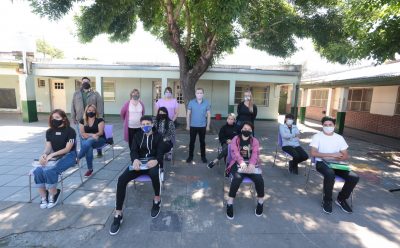 FERNANDO GRAY YA ENTREGÓ 1.250 NETBOOKS EN ESTEBAN ECHEVERRÍA