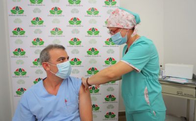 LLEGARON LAS PRIMERAS VACUNAS CONTRA EL COVID-19 A ESTEBAN ECHEVERRÍA