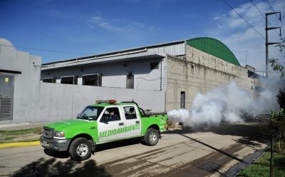 CONTINÚAN LOS OPERATIVOS DE FUMIGACIÓN EN EL DISTRITO