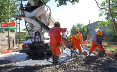 AVANZA EL PLAN DE OBRAS DE BACHEO EN ESTEBAN ECHEVERRÍA