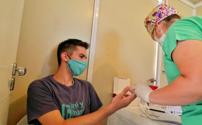 CONTINÚAN LOS TEST RÁPIDOS DE COVID-19 EN ESTEBAN ECHEVERRÍA