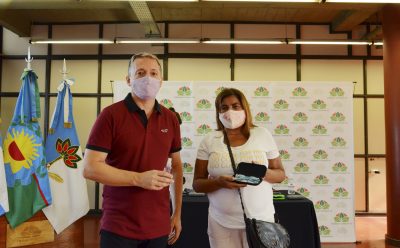 FERNANDO GRAY ENTREGÓ ANTEOJOS A VECINAS Y VECINOS DE ESTEBAN ECHEVERRÍA