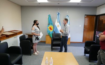 FERNANDO GRAY ENTREGÓ SUBSIDIOS A VECINOS Y VECINAS DE ESTEBAN ECHEVERRÍA