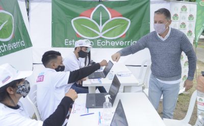 FERNANDO GRAY VISITÓ LOS PUNTOS DE PREINSCRIPCIÓN PARA LA VACUNA CONTRA EL COVID-19