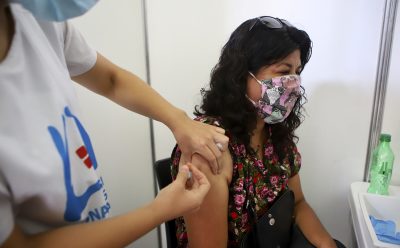 EN ESTEBAN ECHEVERRÍA YA SE APLICARON MÁS DE 12 MIL DOSIS DE VACUNAS CONTRA EL COVID-19