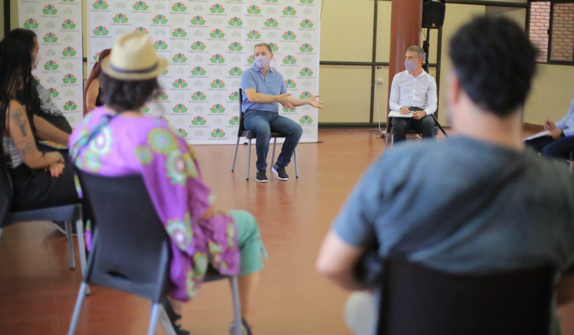 FERNANDO GRAY SE REUNIÓ CON REPRESENTANTES DE CENTROS CULTURALES
