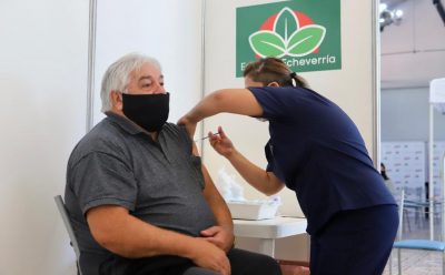 CONTINÚA LA VACUNACIÓN CONTRA EL COVID-19 EN ESTEBAN ECHEVERRÍA