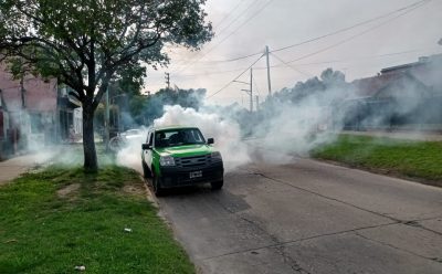 LOS EQUIPOS MUNICIPALES CONCRETARON TAREAS DE FUMIGACIÓN EN EL JAGÜEL