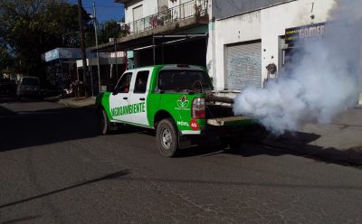 TAREAS DE FUMIGACIÓN EN MONTE GRANDE SUR