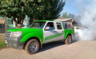 CONTINÚAN LOS OPERATIVOS DE FUMIGACIÓN EN MONTE GRANDE