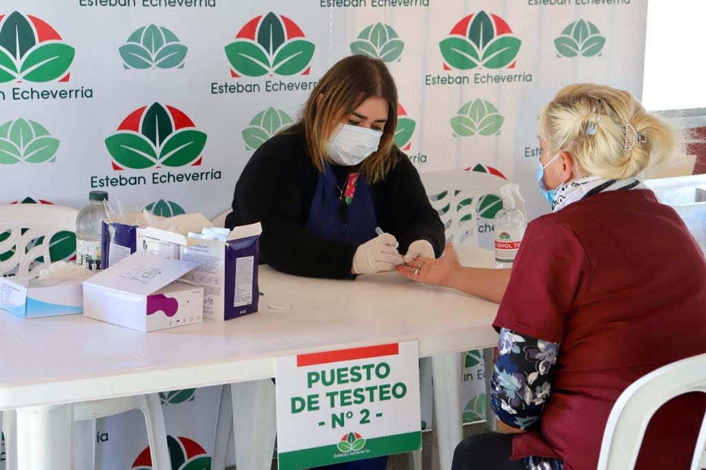 CONTINÚAN LOS TESTEOS RÁPIDOS DE COVID-19 EN ESTEBAN ECHEVERRÍA
