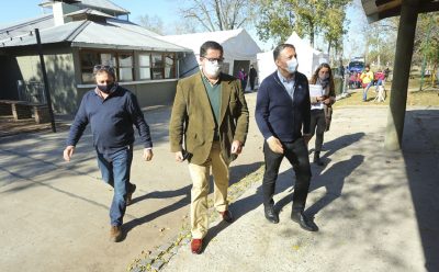 FERNANDO GRAY ENTREGÓ UN SUBSIDIO AL MONTE GRANDE RUGBY CLUB