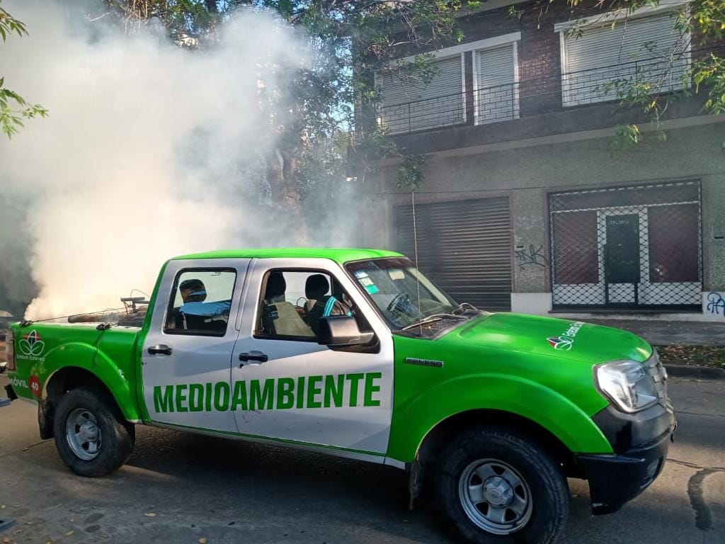 OPERATIVOS DE FUMIGACIÓN EN MONTE GRANDE