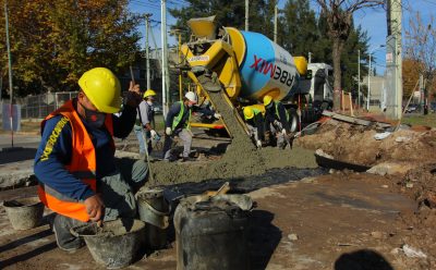 AVANZAN LAS OBRAS DE BACHEO EN ESTEBAN ECHEVERRÍA