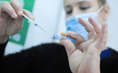 EL MUNICIPIO DE ESTEBAN ECHEVERRÍA CONTINÚA CON LA VACUNACIÓN CONTRA EL COVID-19