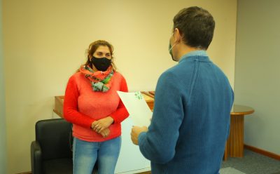 FERNANDO GRAY ENTREGÓ SUBSIDIOS A VECINAS Y VECINOS CON PROBLEMAS DE SALUD