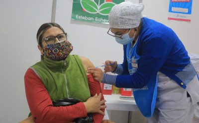 SIGUE ADELANTE LA VACUNACIÓN CONTRA EL COVID-19 EN ESTEBAN ECHEVERRÍA
