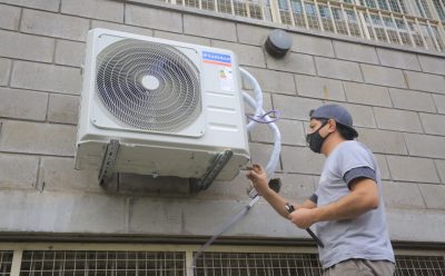 EL MUNICIPIO COLOCÓ EQUIPOS DE AIRE ACONDICIONADO EN INSTITUCIONES EDUCATIVAS