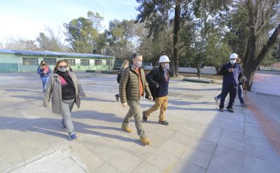 FERNANDO GRAY RECORRIÓ OBRAS EN LA ESCUELA PRIMARIA N° 54