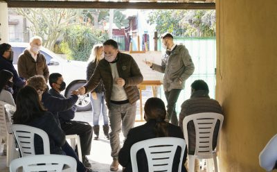 FERNANDO GRAY SE REUNIÓ CON VECINAS Y VECINOS POR OBRAS DE PAVIMENTACIÓN EN EL BARRIO SIGLO XX