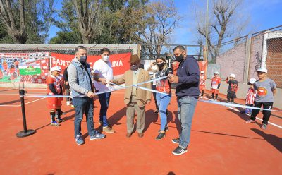 FERNANDO GRAY INAUGURÓ UN PLAYÓN DEPORTIVO EN EL CLUB SANTA CATALINA