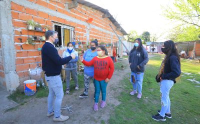 FERNANDO GRAY JUNTO A VECINAS Y VECINOS DEL BARRIO BAFICO