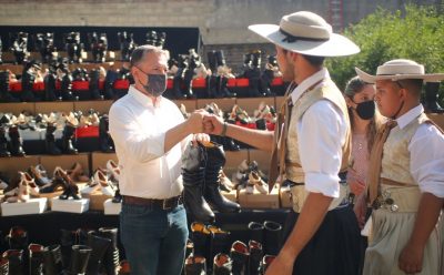 FERNANDO GRAY JUNTO A 38 BALLETS FOLKLÓRICOS DEL DISTRITO