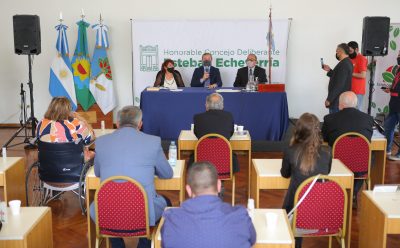 FERNANDO GRAY ACOMPAÑÓ LA JURA DE LAS Y LOS NUEVOS CONCEJALES DE ESTEBAN ECHEVERRÍA