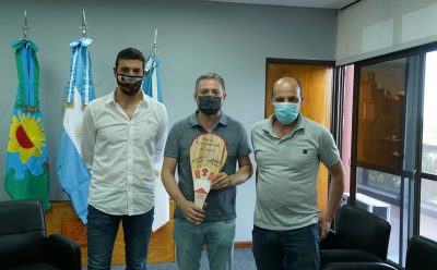 FERNANDO GRAY RECIBIÓ A INTEGRANTES DEL CLUB SOCIAL Y DEPORTIVO ESTEBAN ECHEVERRÍA