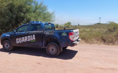 BOMBEROS VOLUNTARIOS JUNTO A PERSONAL MUNICIPAL EXTINGUIERON UN NUEVO FOCO DE INCENDIO EN LA ZONA RURAL DE CANNING