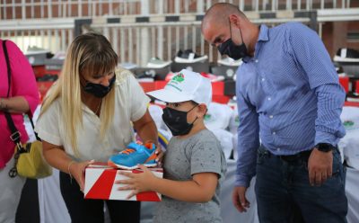 EL MUNICIPIO ENTREGÓ KITS DEPORTIVOS Y DIDÁCTICOS A CHICAS Y CHICOS DEL PROGRAMA “VERANO + ATR”