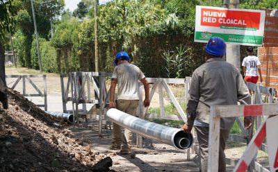 EXTENSIÓN DE LA RED SECUNDARIA DE CLOACAS EN MONTE GRANDE SUR