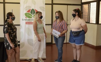 ENTREGA DE SUBSIDIOS A AGRUPACIONES FOLKLÓRICAS QUE VIAJARÁN AL FESTIVAL DE COSQUÍN