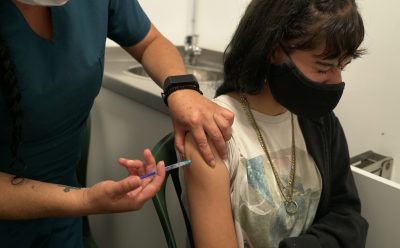 SE REALIZÓ “LA NOCHE DE LAS VACUNAS” EN ESTEBAN ECHEVERRÍA