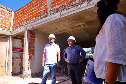 FERNANDO GRAY RECORRIÓ LAS OBRAS DE AMPLIACIÓN DE LA UNIDAD SANITARIA N°4