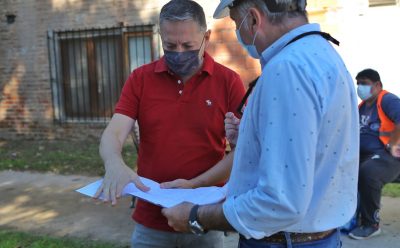 FERNANDO GRAY RECORRIÓ LA OBRA DE RED DE AGUA POTABLE DEL BARRIO MARTÍNEZ MORENO
